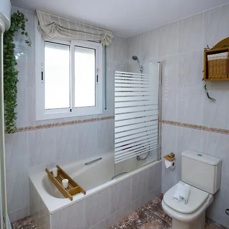 Villa Pluma Planet Costa Dorada - Only Families